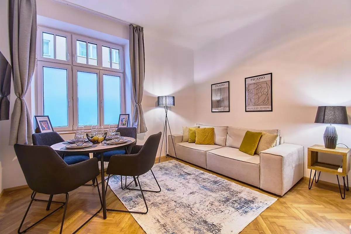 Posh Studio Apartment - Klassisch & Schick فيينا